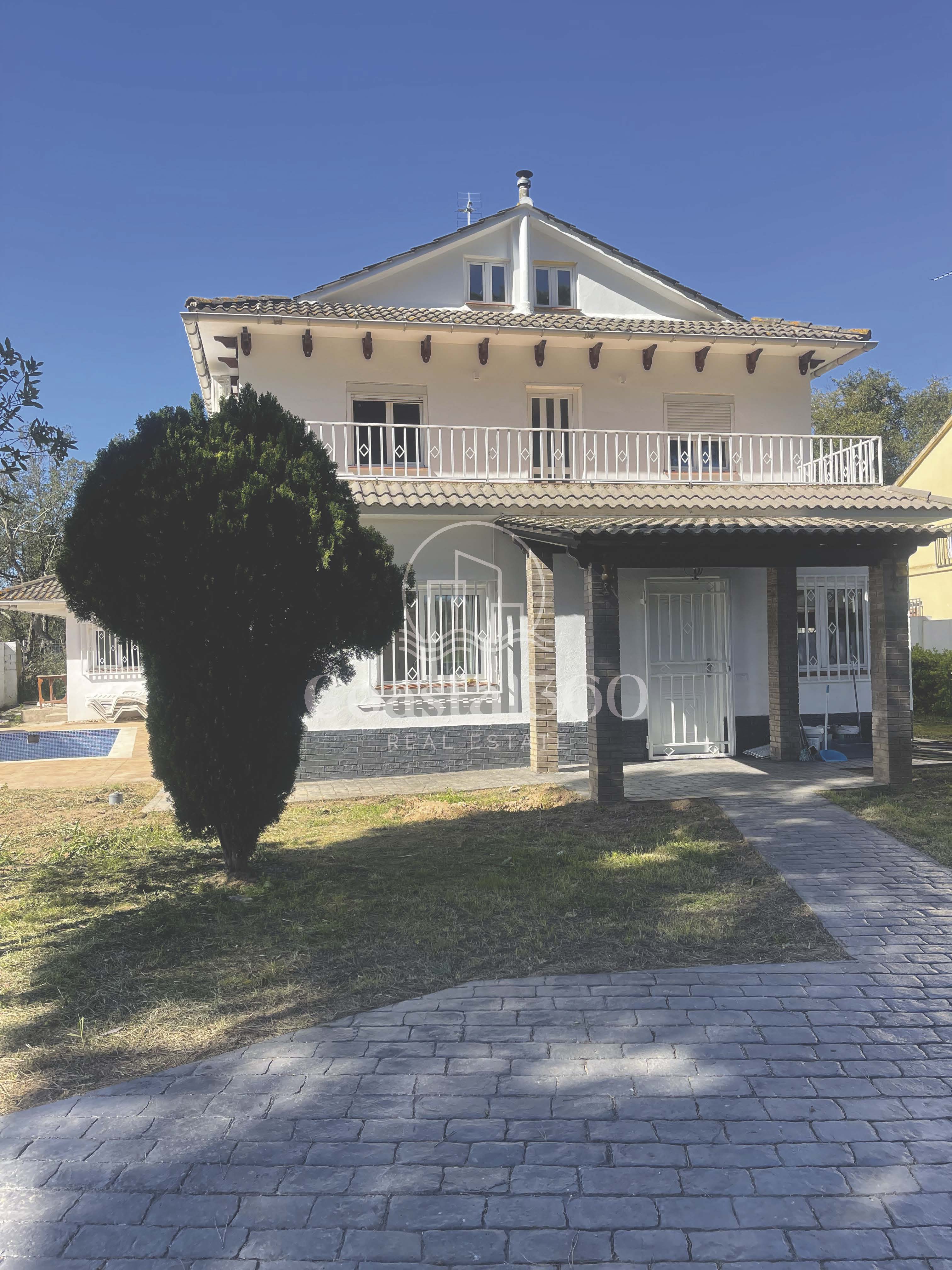 Chalet en venta en GIRONA